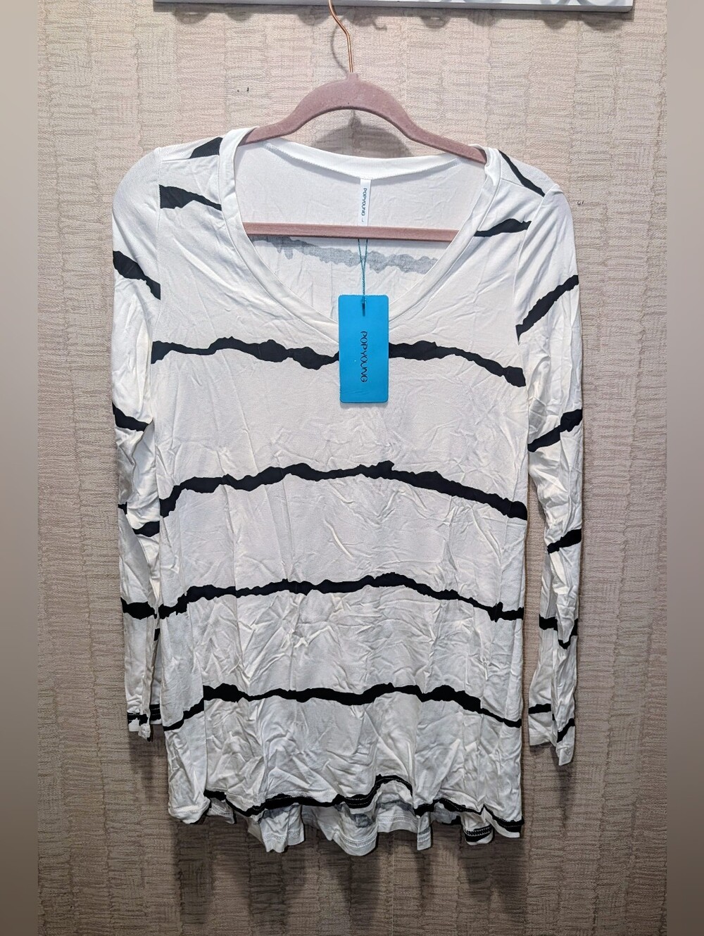 Popyoung LARGE White with Black Horizontal Stripe V-Neck Long Sleeve Top